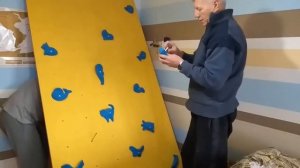 Детский скалодром своими руками