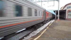 Электровоз ЧС2Т-972 с поездом