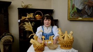 Каждой избушке свои игрушки. Часть 2. Соломенная игрушка.