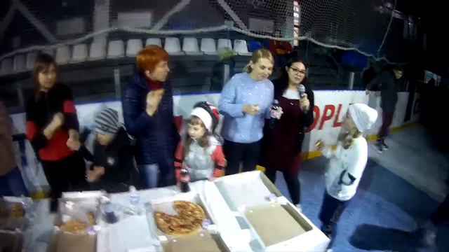 Турнир по поеданию пиццы на скорость смотреть онлайн