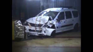 CRASH TEST LADA LARGUS