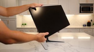 Alienware AW2723DF Gaming Monitor Unboxing and Setup