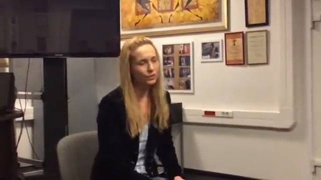 Ольга Андреева с душещипательным монологом Собаки на актерском мастерстве смотреть онлайн