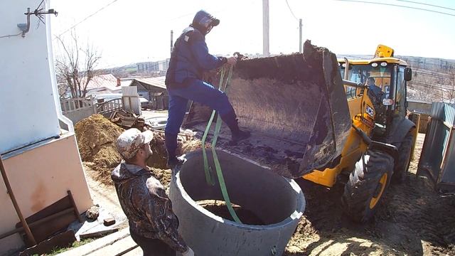 Канализация из бетонных колец. Переливной колодец в доме. смотреть онлайн