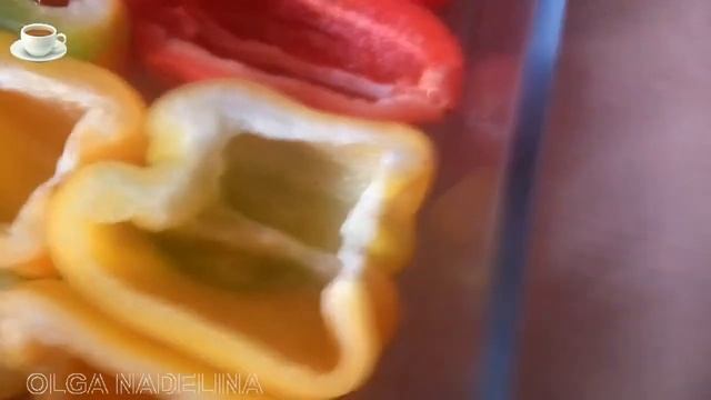 ПОЛОВИНКИ ПЕРЦЕВ__фаршированные капустой и мясом смотреть онлайн