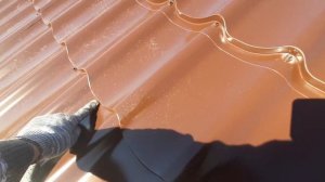 Как крепить поперечный стык листов металлочерепицы