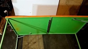 Складной туристический стол на газлифтах своими руками/Folding tourist table homemade