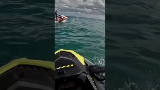 Jupiter Inlet wave jumping