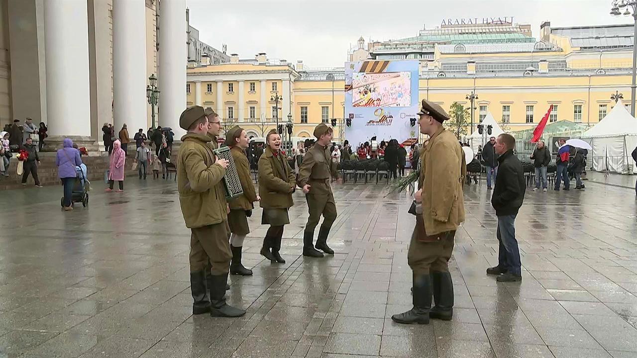 Какие праздники проходят в москве. Парад на площади. Парад Победы. 9 Мая Москва. Парад 9 мая.