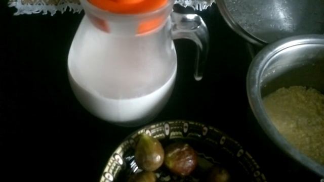 Завтрак Антоши ( сыроед. 2 года). Замоченное пшено с инжиром. смотреть онлайн