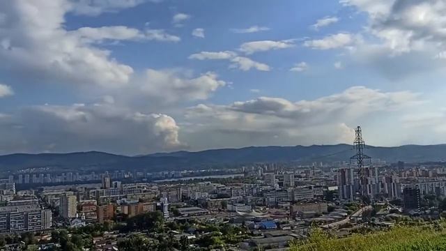 Вид на Красноярск с Караульной горы