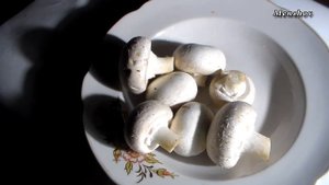 Салат из сырых шампиньонов. Для похудения