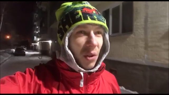 Отжимания в стойке на руках за 30 дней | День 34 - Ура, улица смотреть онлайн