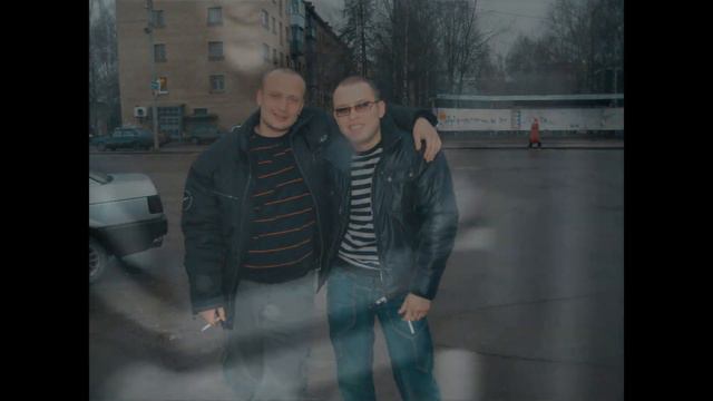 В жизни свое место знаю, и оно не последнее, ибо никогда не становлюсь в ряд. смотреть онлайн