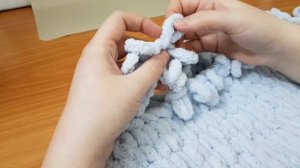 Балаклава из Ализе Пуффи. Балаклава за 1 час. Alize Puffy. Вяжем руками. Плюшевая балаклава мишка.