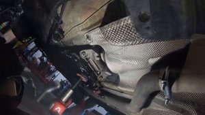 How to change bmw box cushions/Как поменять подушки коробки BMW