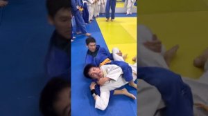 Борьба с чемпионом Казахстана по дзюдо  до 66 кг.Школа по дзюдо в Астане ORTUS.KZ, тренер Пак Серге