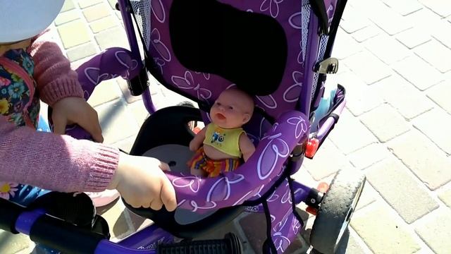 НАШ МАЛЫШ БЕБИ БОРН(BABY BORN) УПАЛ С МОСТА В РЕКУ. смотреть онлайн