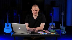 18. Как выбрать струны для электрогитары?