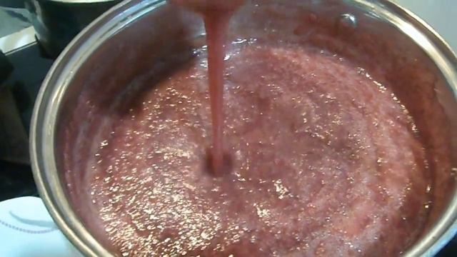 Клубничное варенье с бананом смотреть онлайн