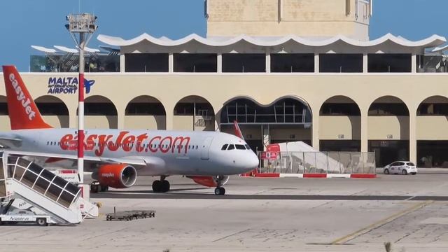 Malta International Airport | Plane Spotting | Various Airplanes Traffic смотреть онлайн