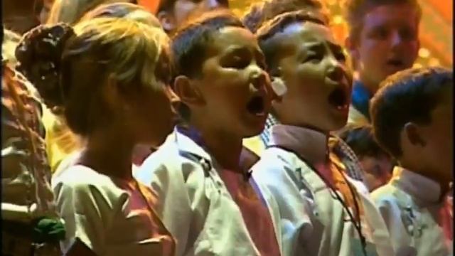 Luciano Pavarotti & Aqua - Funiculí, funiculà смотреть онлайн