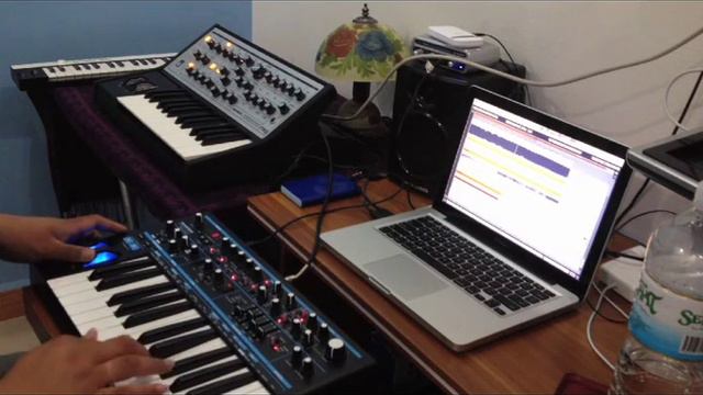 Moog and Bassstation 2 Sweet Child O Mine cover by ElektroMoog смотреть онлайн