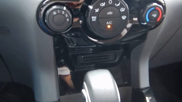 Ford Ecosport Freestyle 1.6 16v Automático (Flex) - 2016 смотреть онлайн