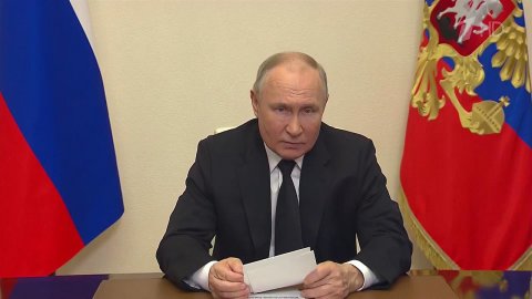 Владимир Путин высоко оценил работу российских спасателей как на родине, так и за рубежом
