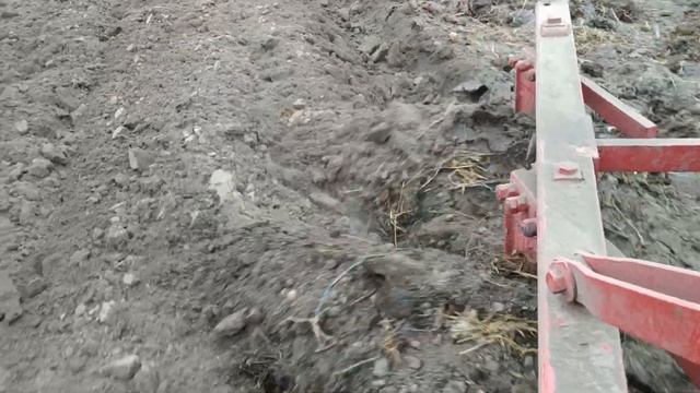 Пахота 2019. Вспашка огорода трактором МТЗ - 80.1 + ПЛН 3 - 35 смотреть онлайн