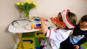 Doctor Pretend Доктор Лейла Игра в Доктора Игра Больница Funny Kids Детский Врач Весёлые Видео