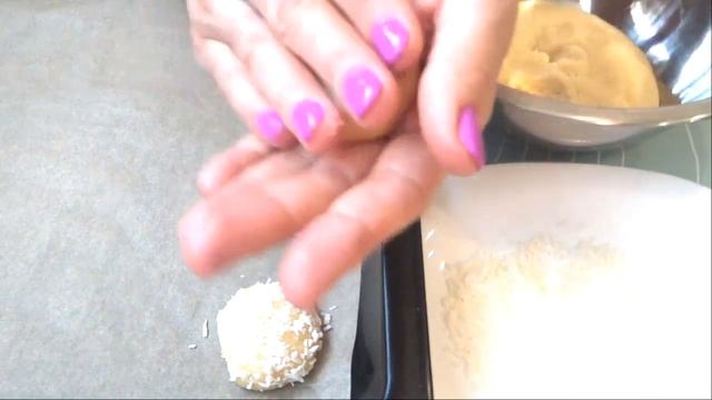 Рецепт. Печенье с кокосовой стружкой. Кулинария.Recipe. Cookies with coconut flakes. Cooking.