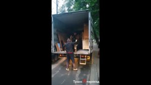 Вывоз старой мебели из квартиры