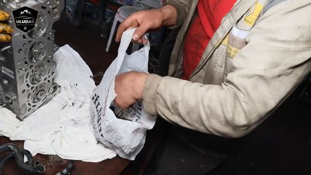 SERVİSİN KABUL ETMEDİĞİ RENAULT MEGANE 4 (103.000 KM'DE SÜBAP YAKMIŞ -SİLİNDİR KAPAK CONTA DEĞİŞİMİ смотреть онлайн