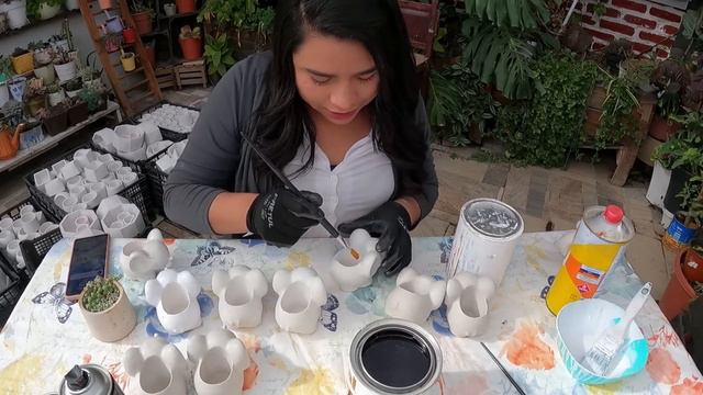 ASI IMPERMEABILIZO las macetas de yeso // Emprendimiento economico смотреть онлайн