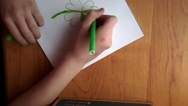 Рисуем клевер