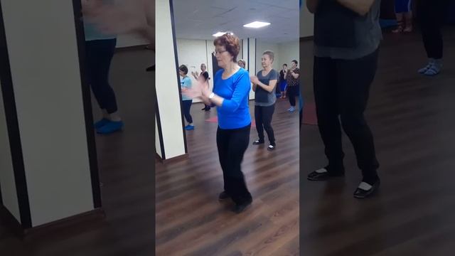 Прохлопывание в спиральном скручивании - оздоравливает и омолаживает смотреть онлайн