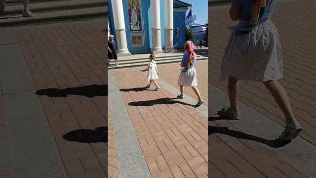 Идём в церковь. #церковь #уфа #синяяцерковь #аняимаша