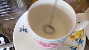 Готовлю кофе в турке по правилам. И с сухим молоком.