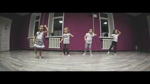 Танцевальное упражнение по методике Екатерины Железновой "Гимнастика с мамой"- Мы ногами топ-топ-то