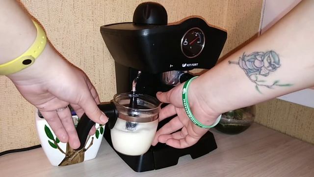 ГОТОВИМ КОФЕ С КОРИЦЕЙ ДОМА! Обзор рожковой кофеварки КТ-706