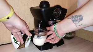 ГОТОВИМ КОФЕ С КОРИЦЕЙ ДОМА! Обзор рожковой кофеварки КТ-706