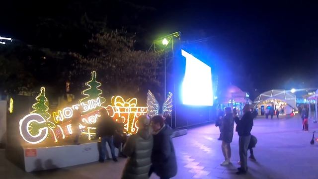 Новогодняя НОЧЬ в Ялте 2022 Набережная Ялты в Новый 2022 ГОД! Крым встречает 2022 год! смотреть онлайн