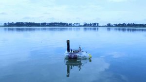Делаем лодку из двух бутылок и вентилятора от компа. Часть 3.