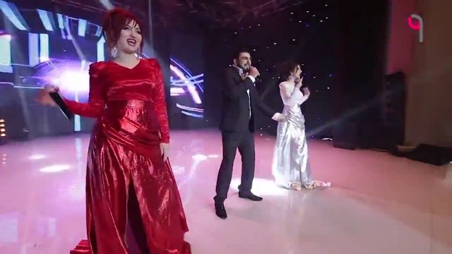 Артур Халатов, Альбина и Фати Царикаевы - Роза белая, роза алая смотреть онлайн