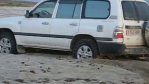 land cruiser fzj 105 в песке