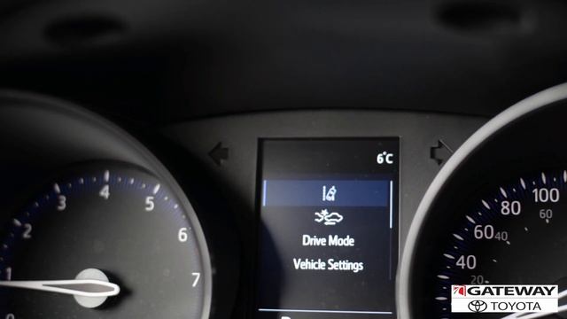 2019 C HR Models and Features смотреть онлайн