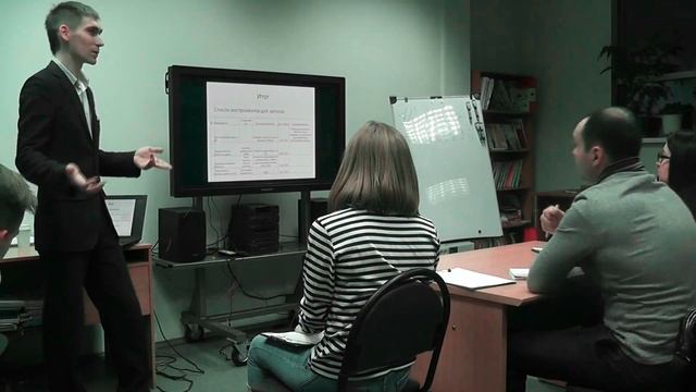 Дмитрий Южанин о зацикленности на одном канале маркетинга. Like Центр. смотреть онлайн