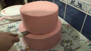 Двухъярусный торт для девочки на день рождения