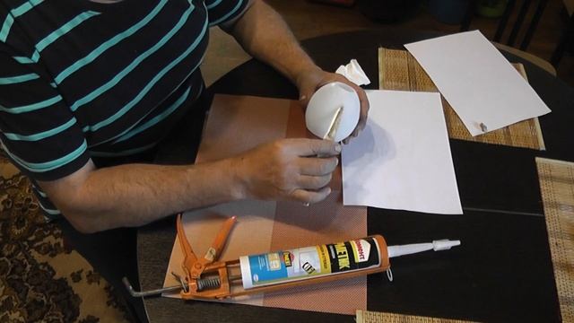 ? ? Разбился плафон люстры, склеил его с помощью силиконового герметика. смотреть онлайн